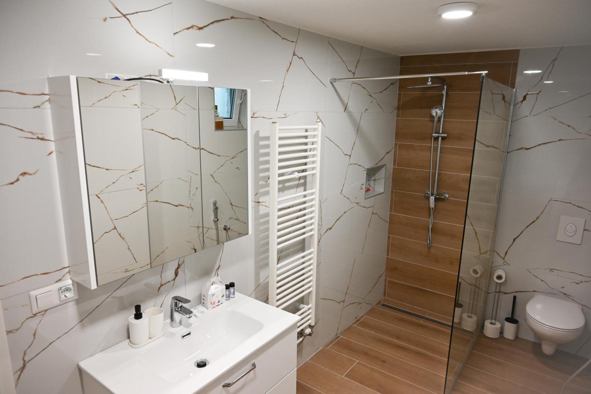 Apartma Cave Bliss Maribor Ngoại thất bức ảnh